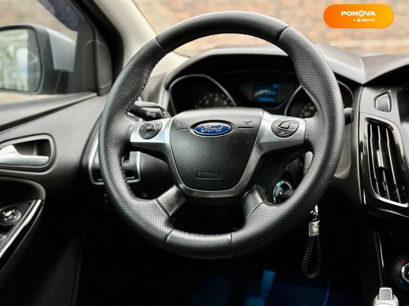 Ford Focus, 2013, Бензин, 1 л., 255 тис. км, Седан, Сірий, Одеса 38518 фото
