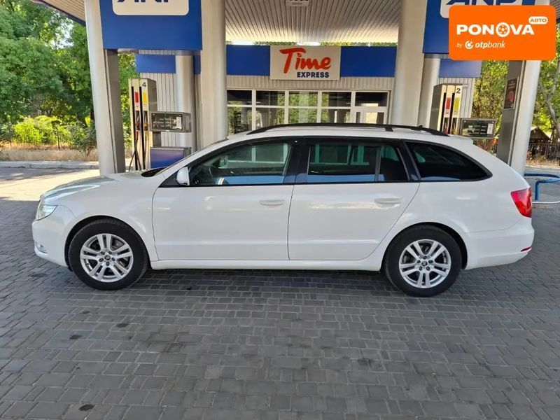Skoda Superb, 2011 г., Дизель, 219 тыс. км, Универсал, Белый, Николаев AT-10403537 фото