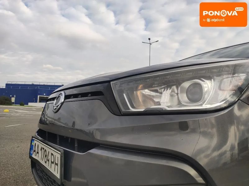 SsangYong Tivoli, 2016 г., Газ пропан-бутан / Бензин, 165 тыс. км, Внедорожник / Кроссовер, Серый, Киев AT-10404824 фото