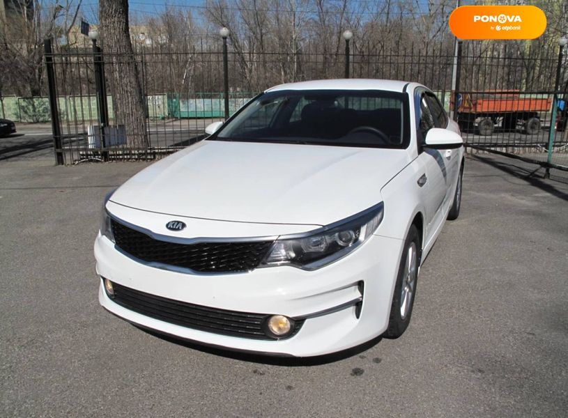 Kia K5, 2016, Газ, 2 л., 352 тыс. км, Седан, Белый, Киев Cars-Pr-67531 фото