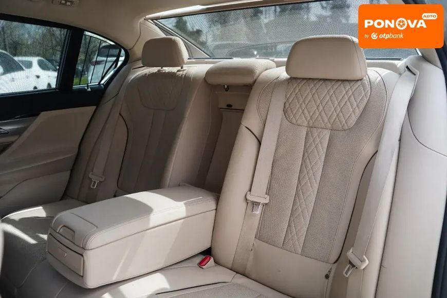 BMW 7 Series, 2015 р., Бензин, 130 тис. км, Седан, Сірий, Чернівці AT-10407363 фото