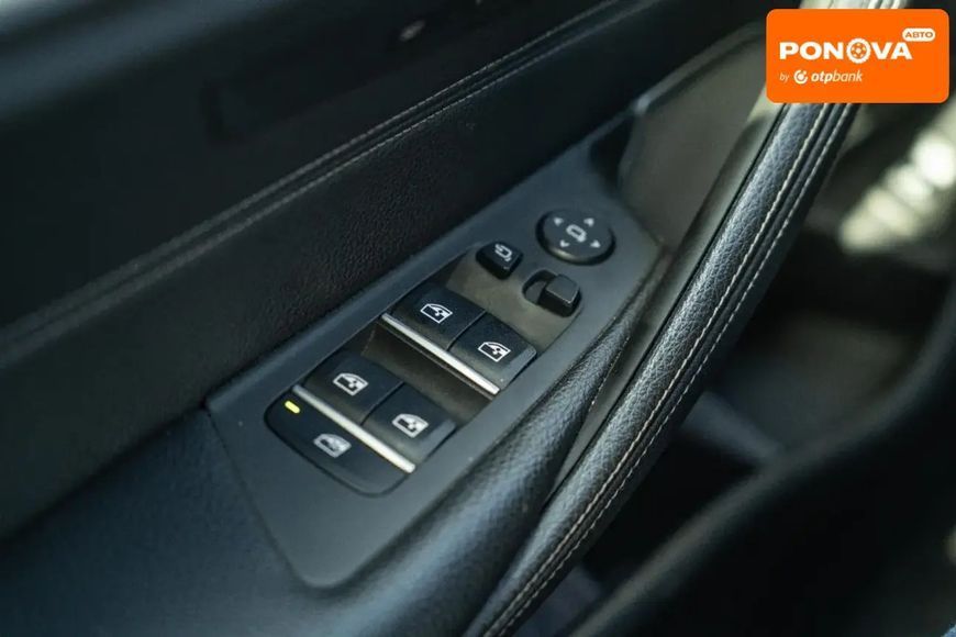 BMW 5 Series, 2017 г., Бензин, 153 тыс. км, Седан, Зеленый, Черновцы AT-10413596 фото