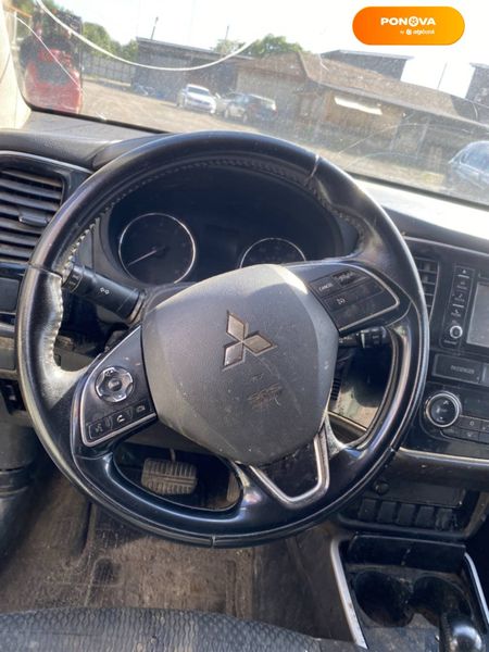 Mitsubishi Outlander, 2017, Бензин, 2.36 л., 182 тис. км, Позашляховик / Кросовер, Білий, Стрий 46973 фото