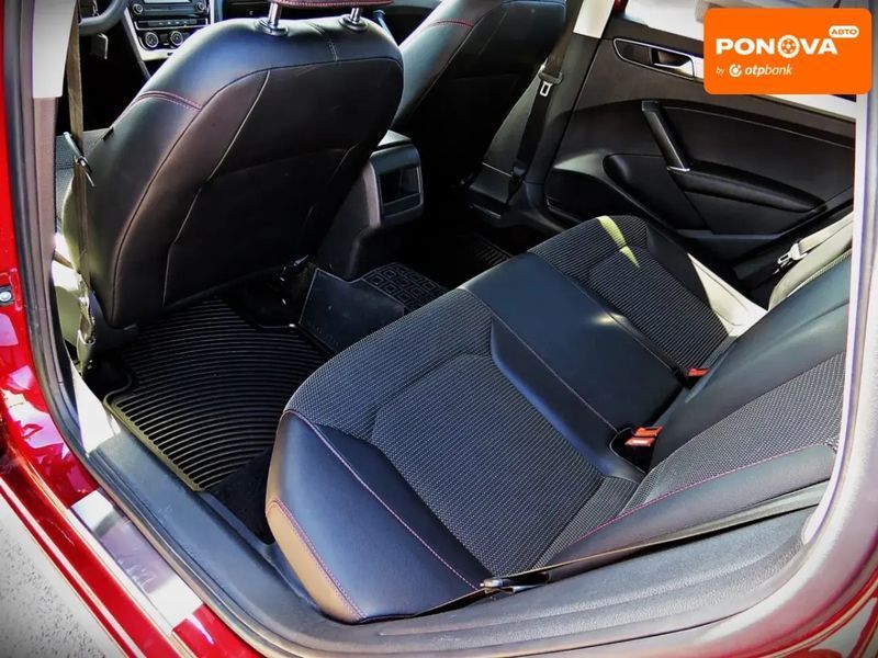 Volkswagen Passat, 2018 р., Бензин, 142 тис. км, Седан, Червоний, Черкаси AT-10419245 фото