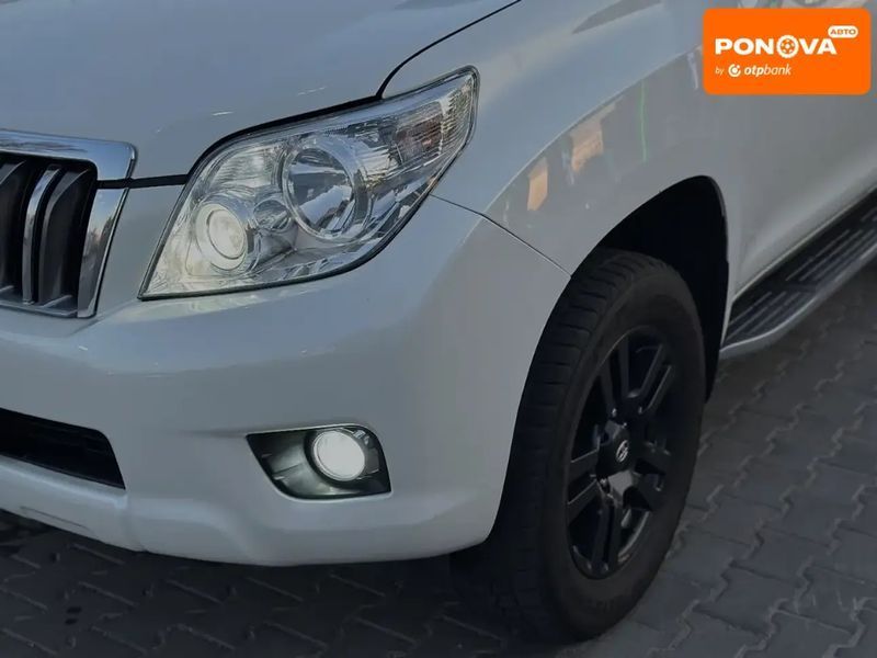 Toyota Land Cruiser Prado, 2010 г., Газ метан / Бензин, 220 тыс. км, Внедорожник / Кроссовер, Белый, Днепр (Днепропетровск) AT-10414911 фото