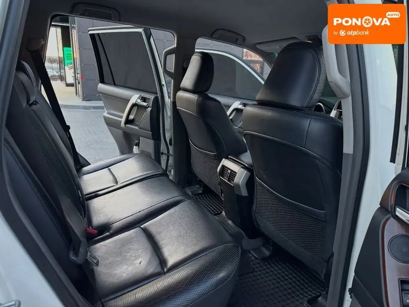 Toyota Land Cruiser Prado, 2010 г., Газ метан / Бензин, 220 тыс. км, Внедорожник / Кроссовер, Белый, Днепр (Днепропетровск) AT-10414911 фото