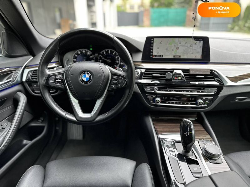BMW 5 Series, 2018, Бензин, 2 л., 118 тис. км, Седан, Чорний, Львів 44219 фото