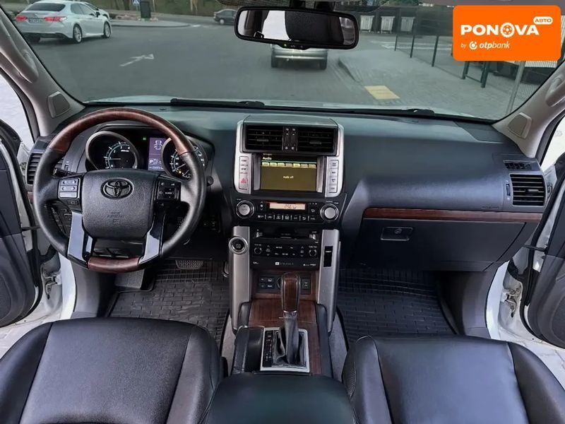 Toyota Land Cruiser Prado, 2010 г., Газ метан / Бензин, 220 тыс. км, Внедорожник / Кроссовер, Белый, Днепр (Днепропетровск) AT-10414911 фото