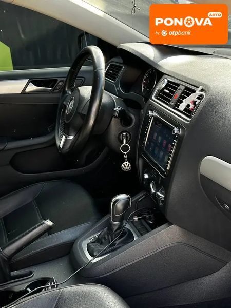 Volkswagen Jetta, 2013 р., Бензин, 243 тис. км, Седан, Чорний, Львів AT-10403052 фото