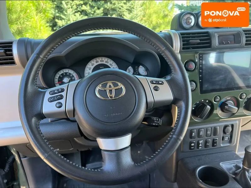Toyota FJ Cruiser, 2013 г., Бензин, 150 тыс. км, Внедорожник / Кроссовер, Зеленый, Днепр (Днепропетровск) AT-10407050 фото
