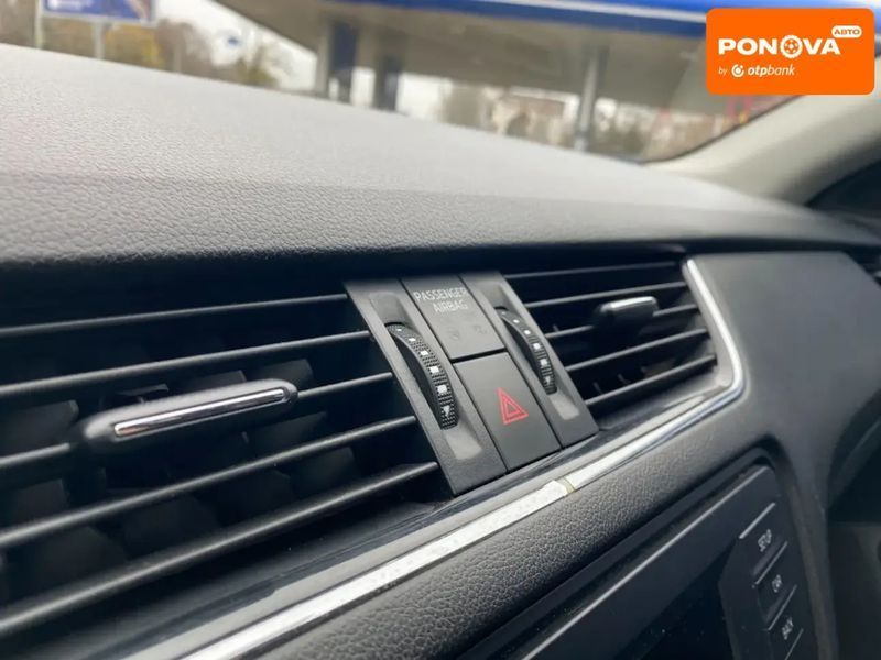 Skoda Octavia, 2013 г., Бензин, 251 тыс. км, Лифтбек, Коричневый, Николаев AT-10405181 фото