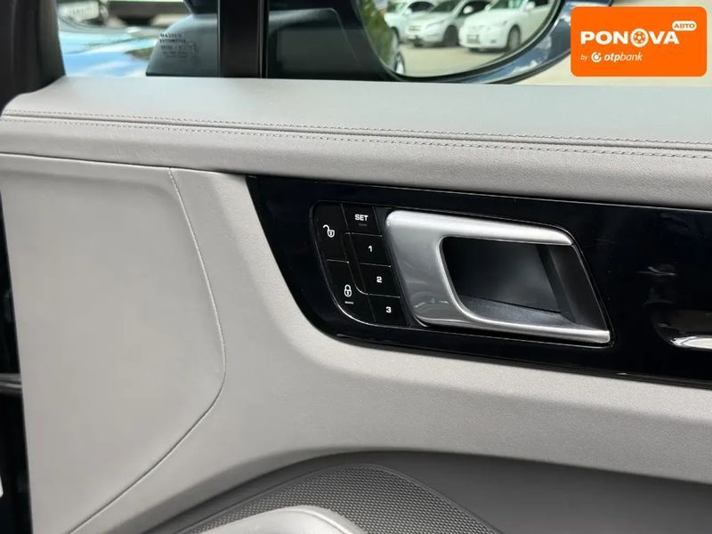 Porsche Cayenne, 2018 р., Бензин, 133 тис. км, Позашляховик / Кросовер, Синій, Харків AT-10417522 фото