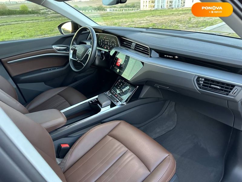 Audi e-tron Sportback, 2021, Електро, 27 тыс. км, Внедорожник / Кроссовер, Чорный, Львов 49567 фото