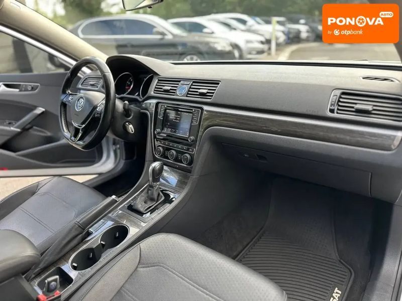 Volkswagen Passat, 2016 г., Бензин, 177 тыс. км, Седан, Серый, Кривой Рог AT-10397529 фото