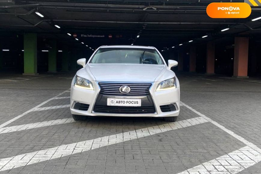 Lexus LS, 2015, Бензин, 4.61 л., 150 тис. км, Седан, Білий, Київ 45099 фото