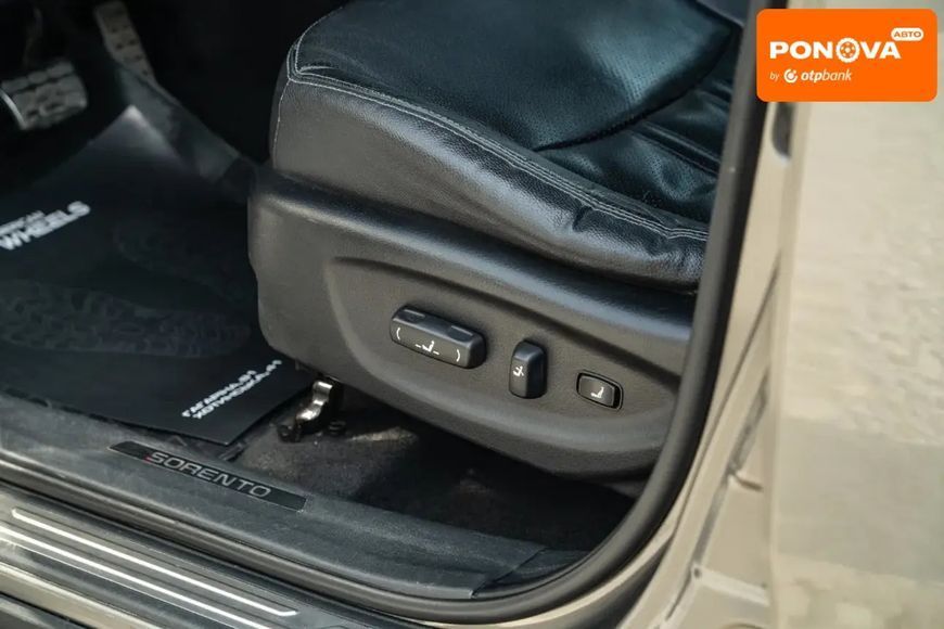 Kia Sorento, 2012 р., Дизель, 236 тис. км, Позашляховик / Кросовер, Сірий, Чернівці AT-10415749 фото